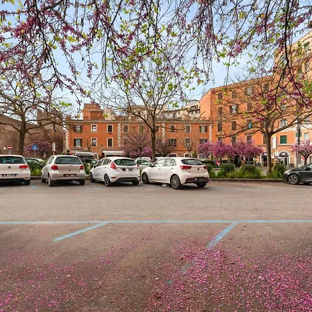 Termini Station Lightsome 3br